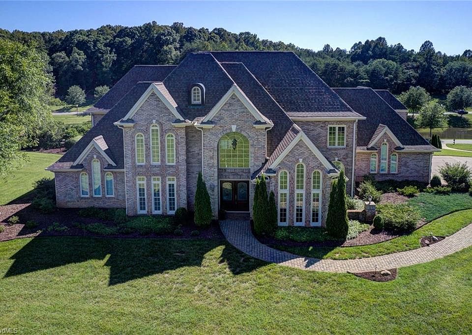 1st image of 1398 Grindelwald Dr