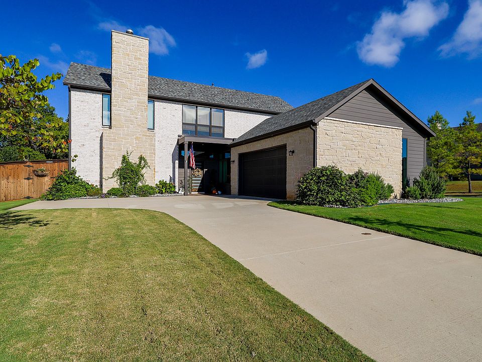 1st image of 3709 Parkwood Ln