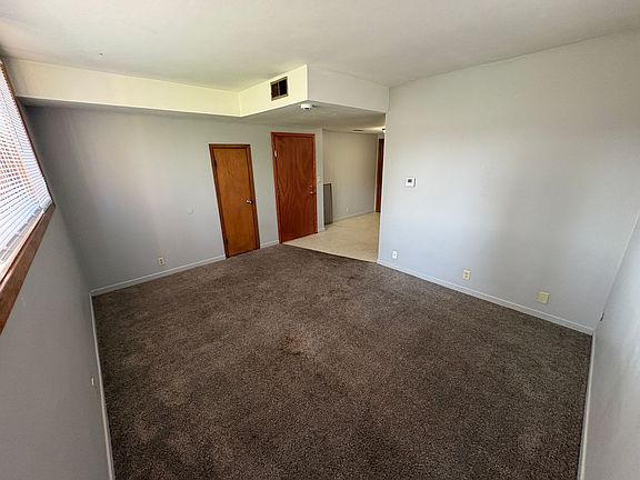 5th image of 1336 D St APT 2
