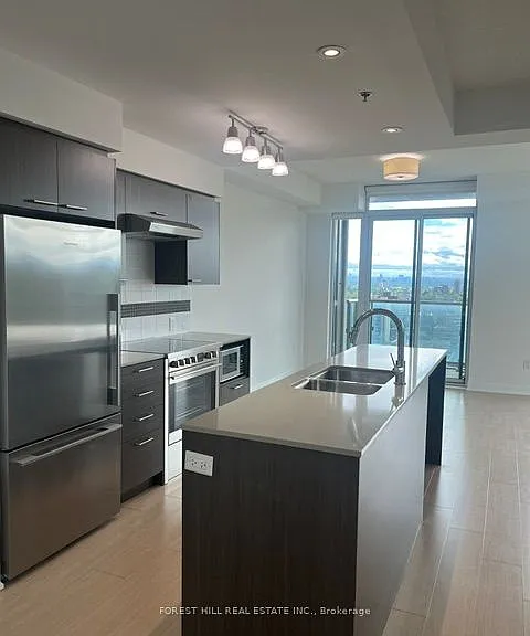 320 Tweedsmuir Ave #1902 — Photo 10