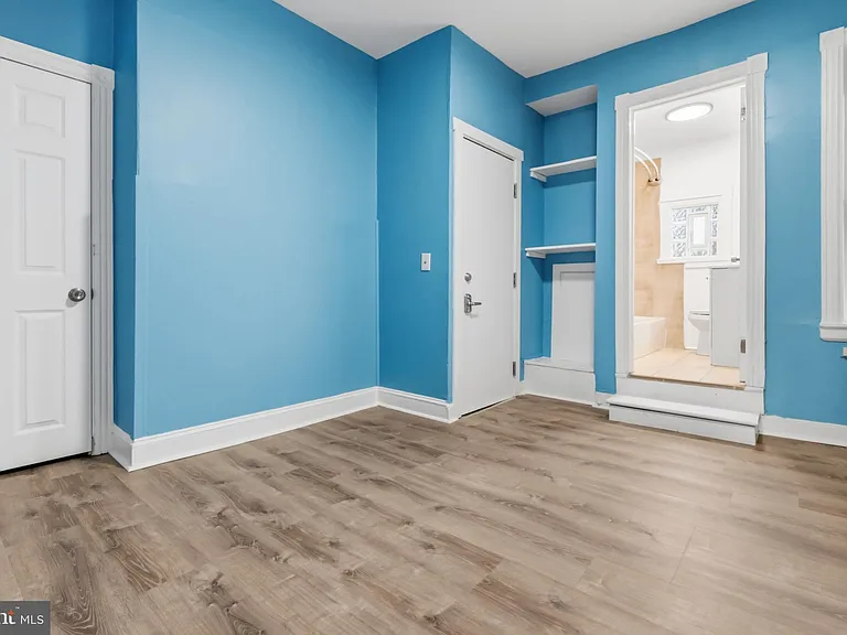 3545 N 11th St #3 — Photo 5