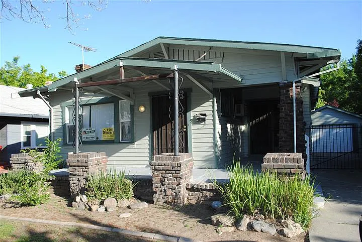 925 W Magnolia St photo 1