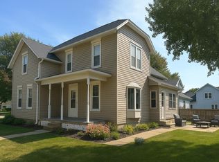 607 9th Ave, Durant, IA 52747