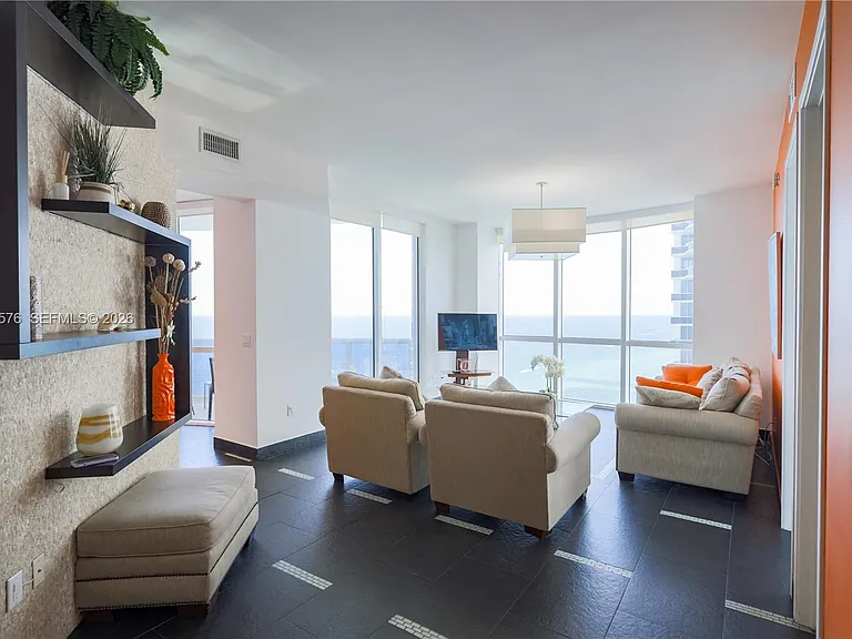 18201 Collins Ave #3709A — Photo 7