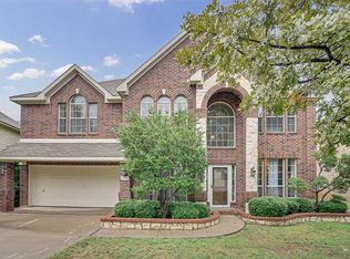 4720 Maple Hill Dr, Fort Worth, TX 76123