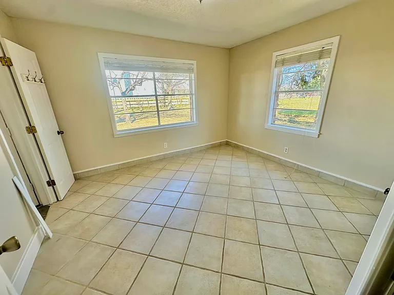 13426A Conklin Ln — Photo 8