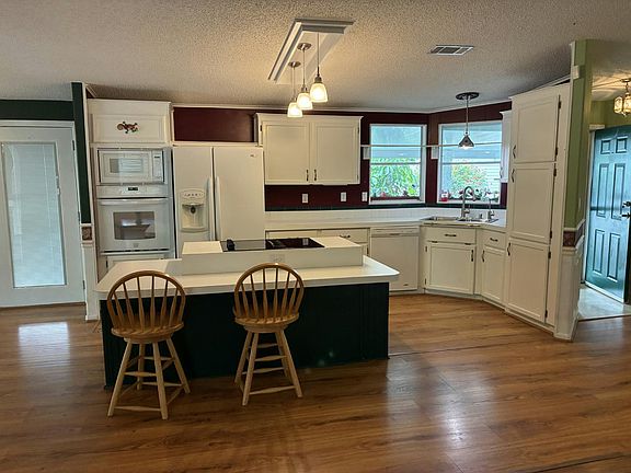 3rd image of 19839 Kara Cir #485