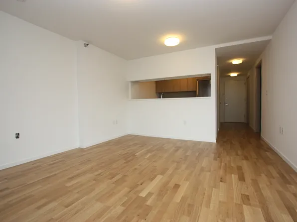 497 Saint Mark's Avenue image 7 of 12