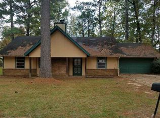 3718 Timbercrest Dr, Jackson, MS 39212