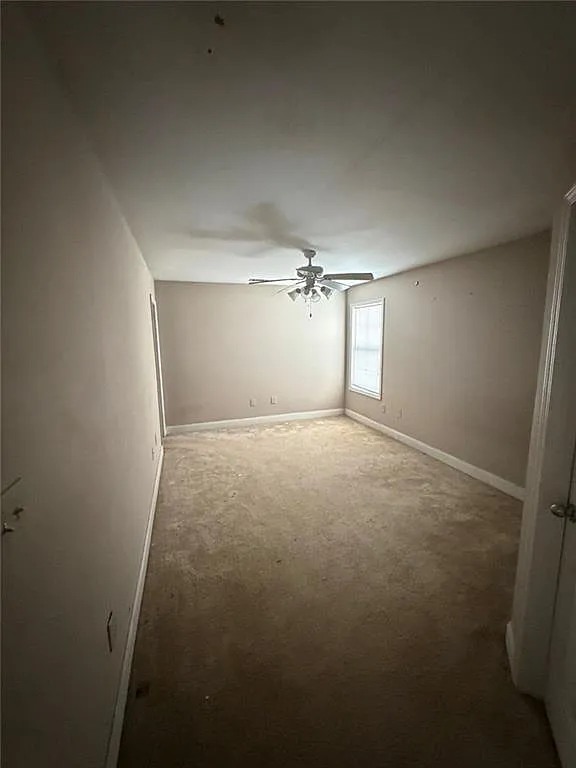 4 bed, 4.0 bath, 1798 sqft, $2,400 — Photo 4