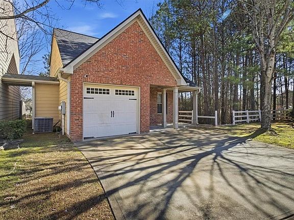 3rd image of 3018 Broadleaf Trl