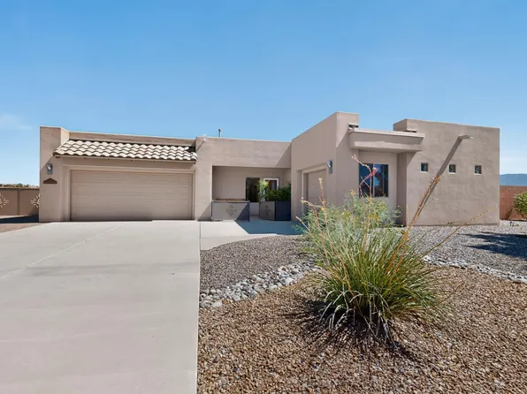 400 Holt Ct NE, Rio Rancho, NM 87124