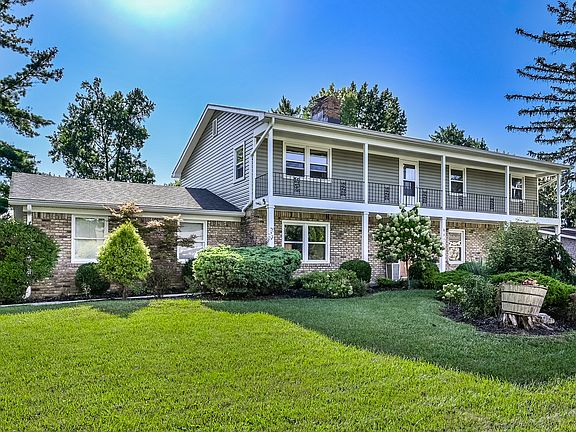2nd image of 6825 Farmleigh Dr