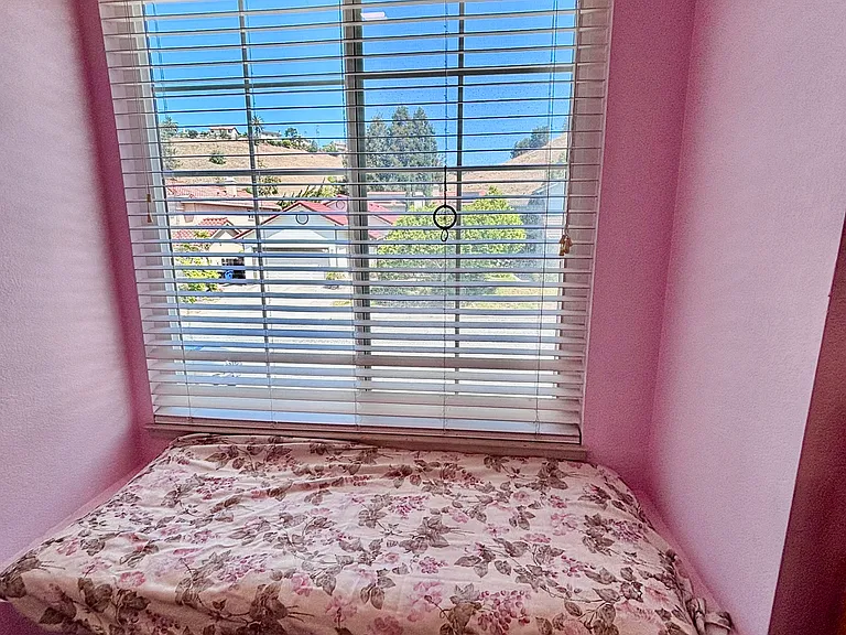 1084 Sunrise Dr — Photo 31