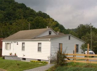 1152 N Fork Rd, Christiansburg, VA 24073