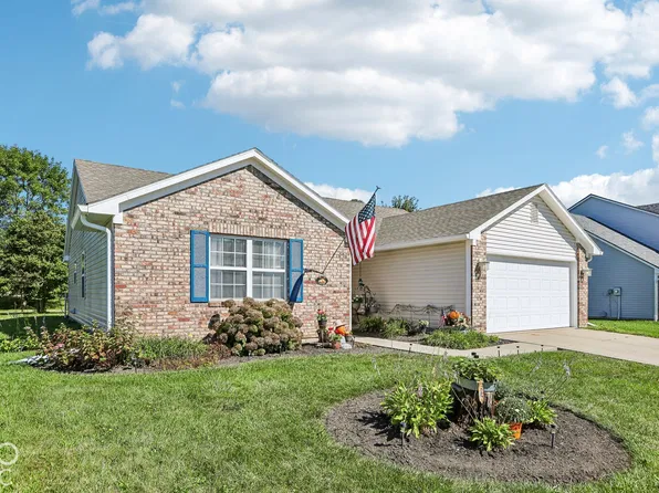 320 E Quail Wood Ln, Westfield, IN 46074