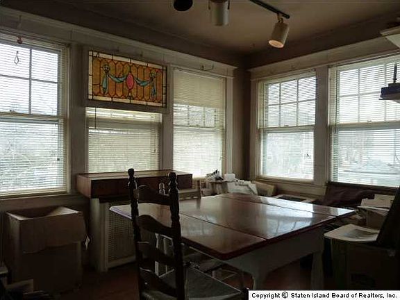 3rd image of 316 Forest Ave
