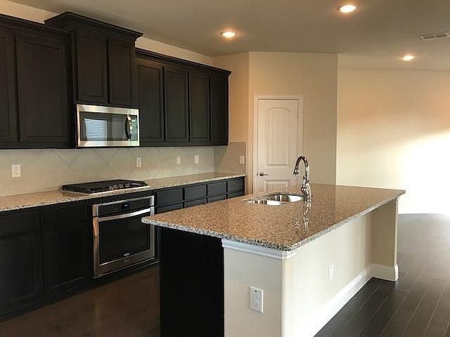1st image of 7305 Venice Dr Unit 6