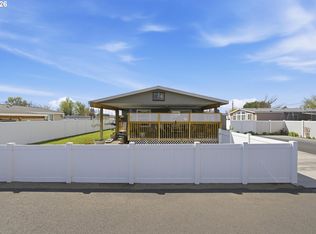 1889 NE 2nd Pl, Hermiston, OR 97838