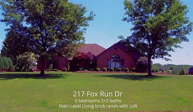 217 Fox Run Dr photo 1