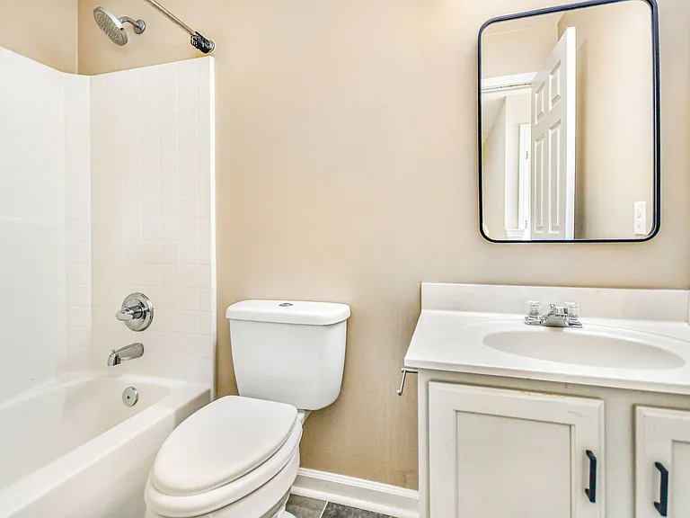 3378 Poplar Hl — Photo 18
