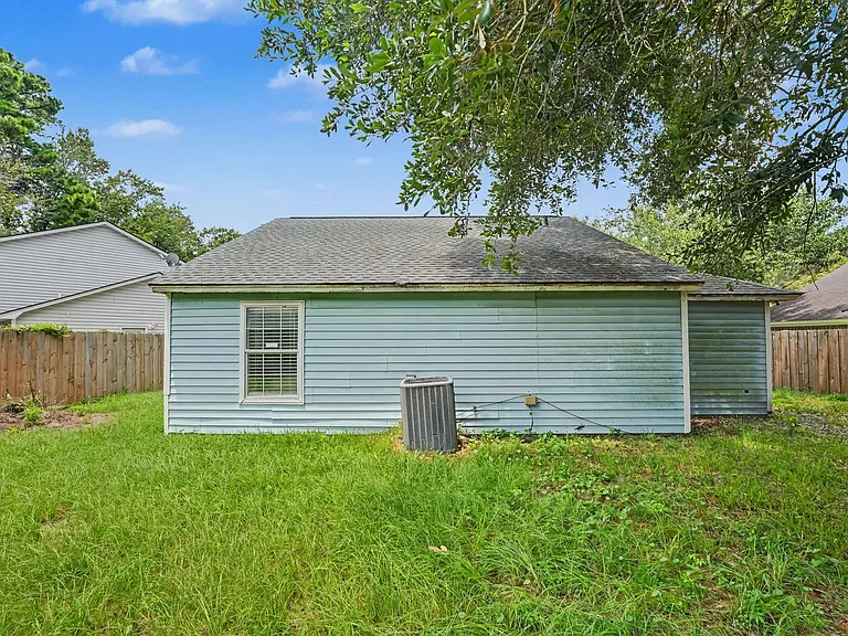 107 Quail Forest Ct — Photo 24