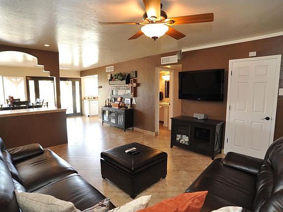 5th image of 2870 W Desert Crest Dr