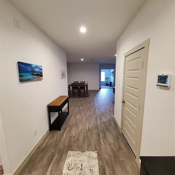 6910 Dell Vista Dr — Photo 3