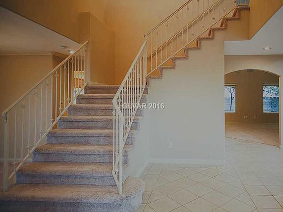 4th image of 5595 Egan Crest Dr