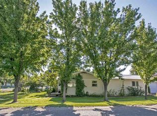 2821 B Rd, Grand Junction, CO 81503