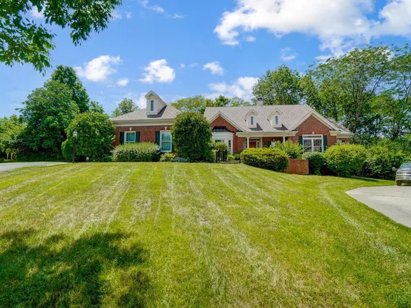7407 Avenel Ct, West Chester, OH 45069