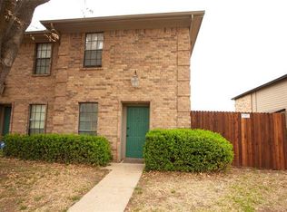 7431 Kingswood Dr, Fort Worth, TX 76133