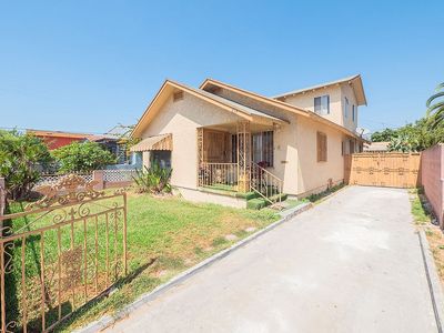 237 W 83rd St, Los Angeles, CA, 90003