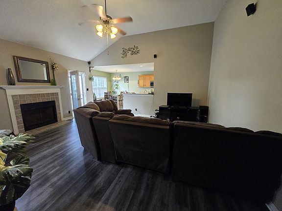 4th image of 3832 Man O War Blvd