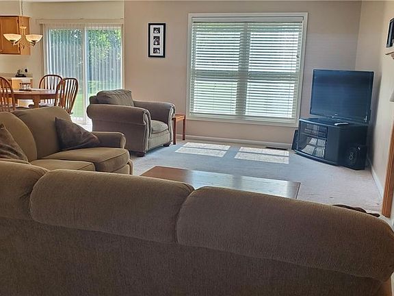 2nd image of 9 Barkwood Ln