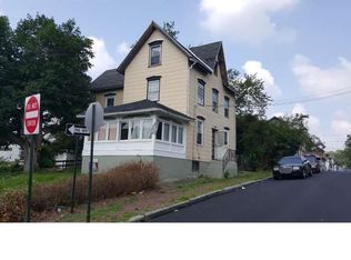 2 7th St, Upland, PA 19015