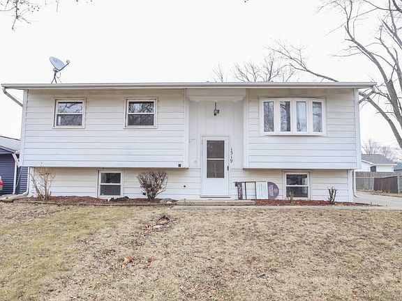 2nd image of 1319 Mount Vernon Dr