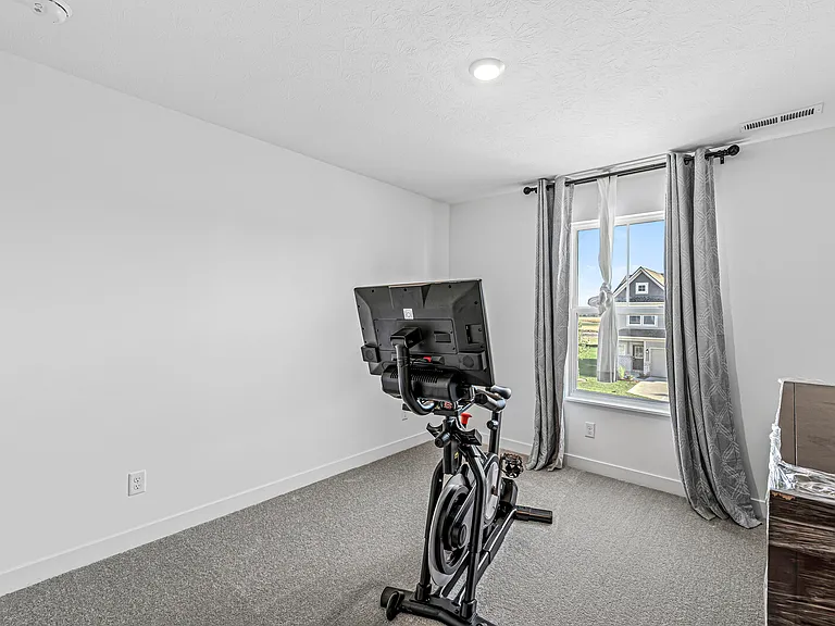 2240 Bauer Creek Dr — Photo 31