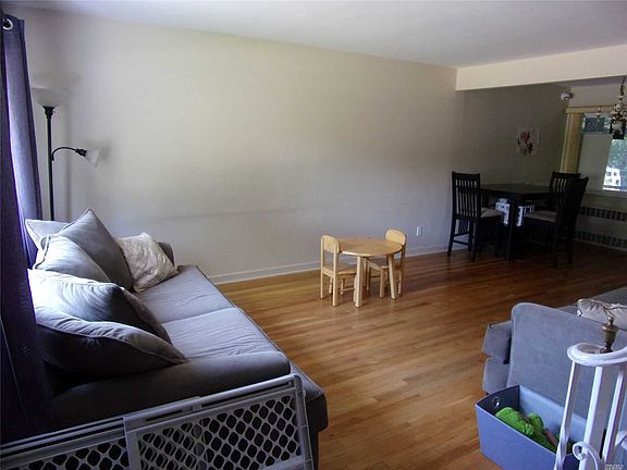 4th image of 2065 Sydney Dr