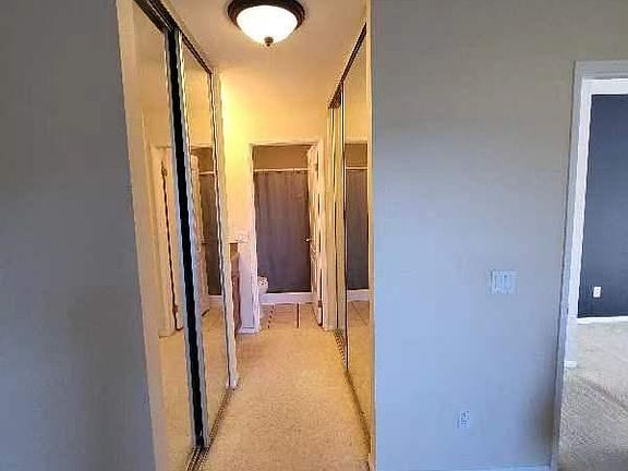 5th image of 10619 Dabney Dr APT 32