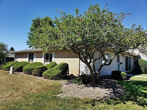 2nd image of 235 Covehill Ct #235