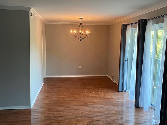 5th image of 3636 Taliluna Ave APT 138