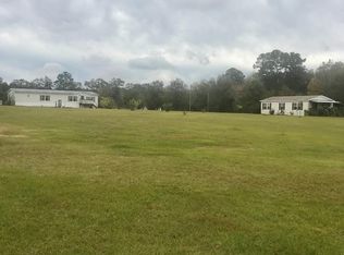 293 Pleasure Lake Ln, Ocilla, GA 31774