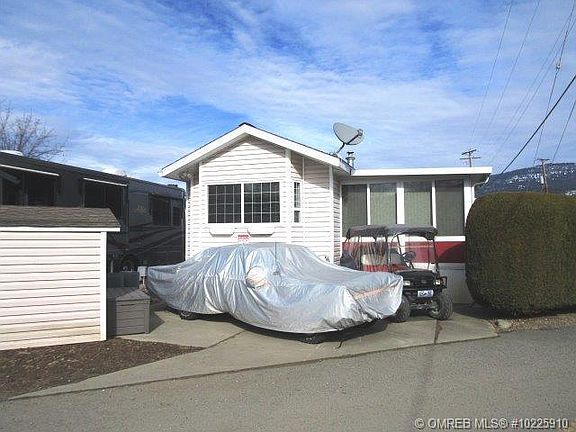 3rd image of 415 Commonwealth Rd Unit 749