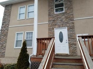 9 Watson Ave APT 1L, Worcester, MA 01606