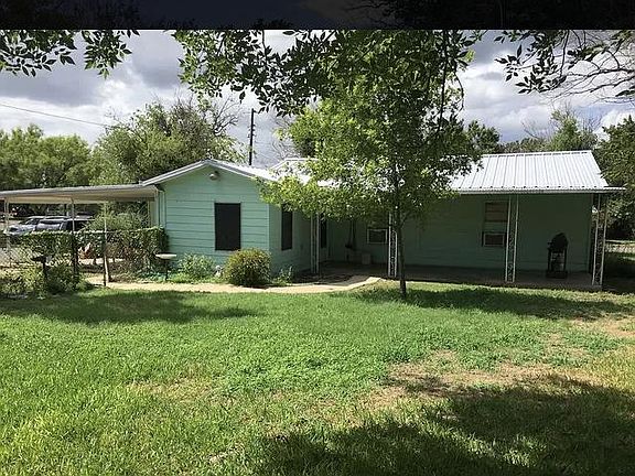 3rd image of 900 E Green St