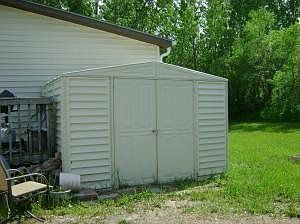 2nd image of 208 6th St