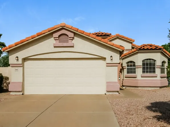 2044 S Avoca Cir, Mesa, AZ 85209
