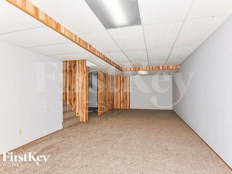 4446 Skyridge Dr — Photo 8