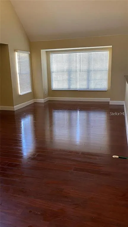 2 bed, 2.0 bath, 1062 sqft, $1,750 — Photo 4